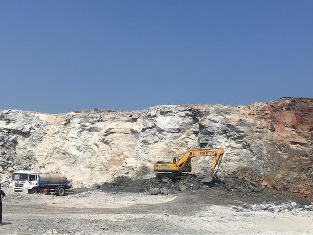 桂林石灰岩矿以3000万元起拍，2435万吨砂石储量矿权出让20年引关注